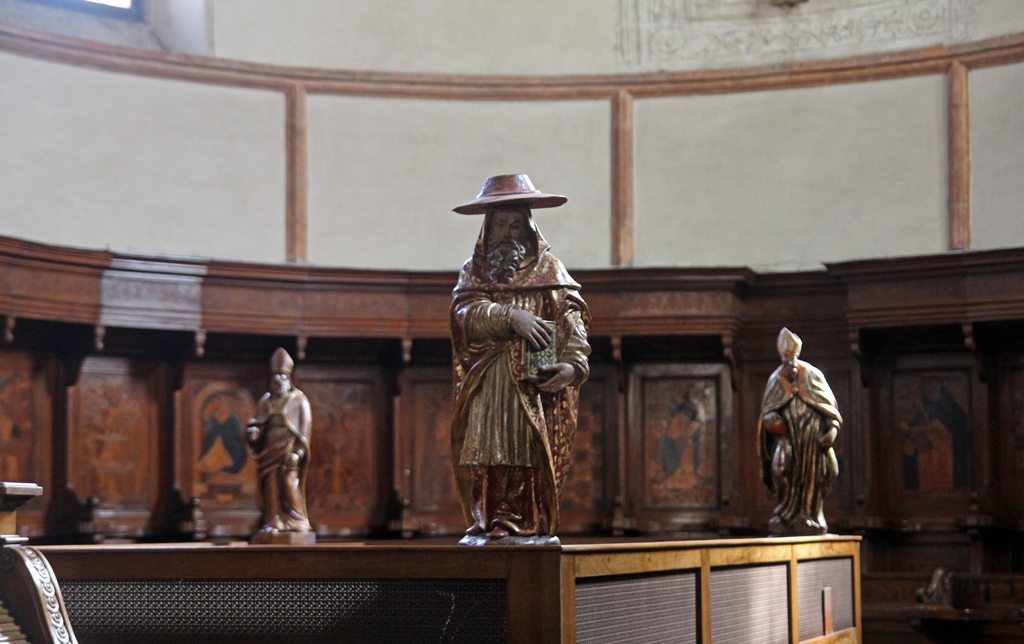 Figure, Main Altar